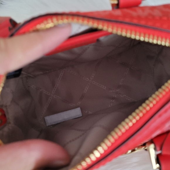 🎉 BNWT Michael Kors Bedford cross body💐 - Picture 8 of 9